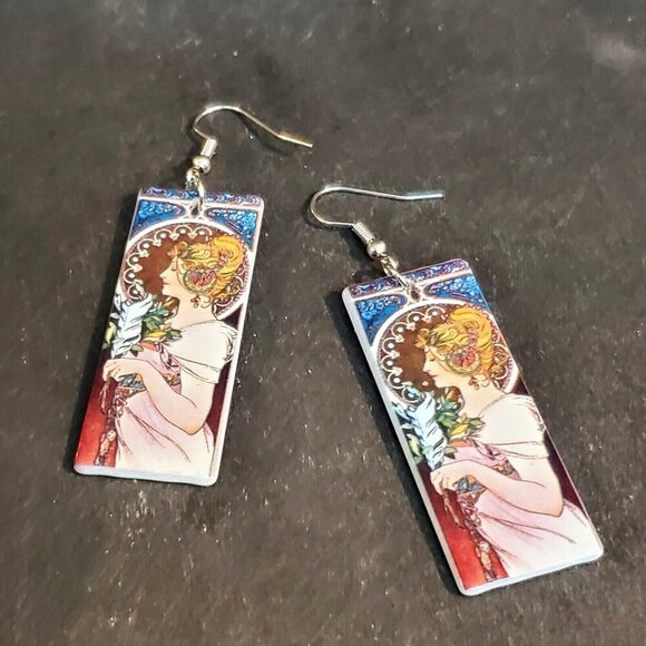 Art Nouveau Alfonse Mucha Painting Lucite Acrylic Rectangle Pendant Earrings - Picture 1 of 6